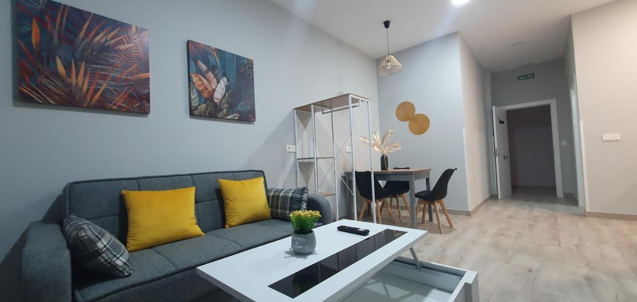 Apartamentos Las Trece Llaves Jacuzzi Bajo Reserva เมรีดา ภายนอก รูปภาพ