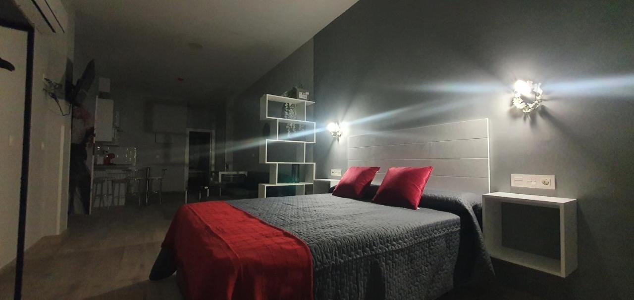 Apartamentos Las Trece Llaves Jacuzzi Bajo Reserva เมรีดา ภายนอก รูปภาพ
