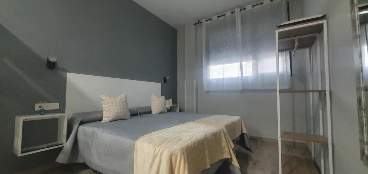 Apartamentos Las Trece Llaves Jacuzzi Bajo Reserva เมรีดา ภายนอก รูปภาพ