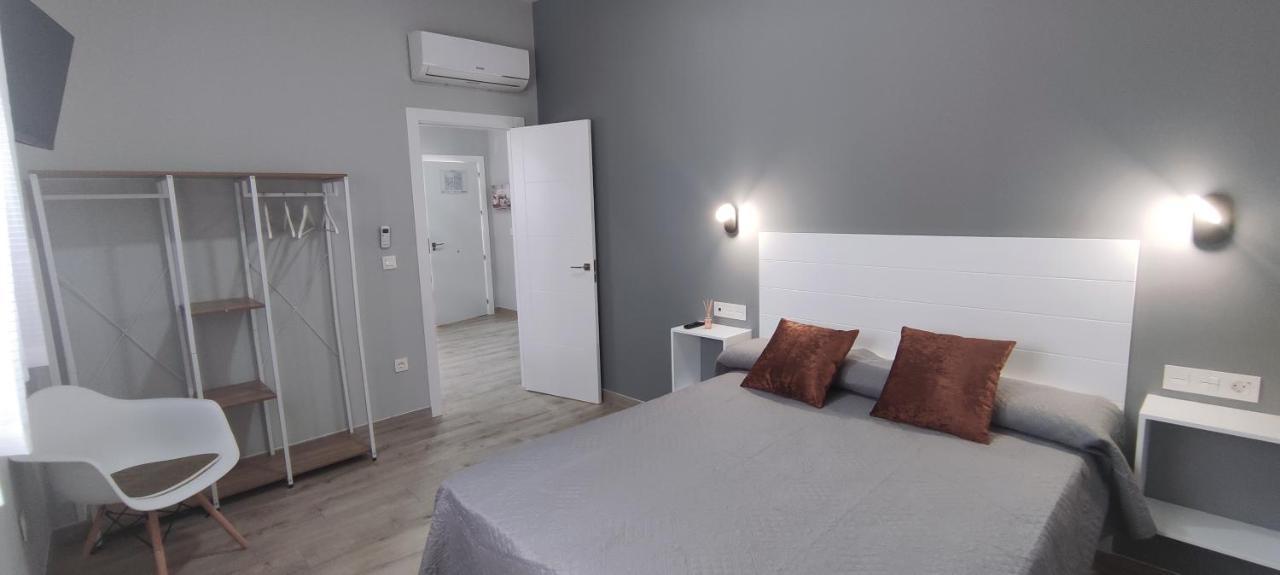 Apartamentos Las Trece Llaves Jacuzzi Bajo Reserva เมรีดา ภายนอก รูปภาพ