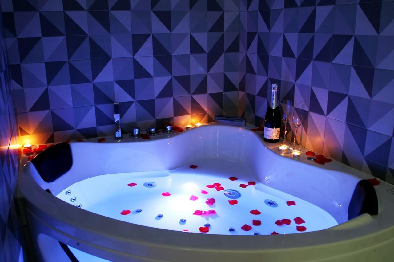 Apartamentos Las Trece Llaves Jacuzzi Bajo Reserva เมรีดา ภายนอก รูปภาพ