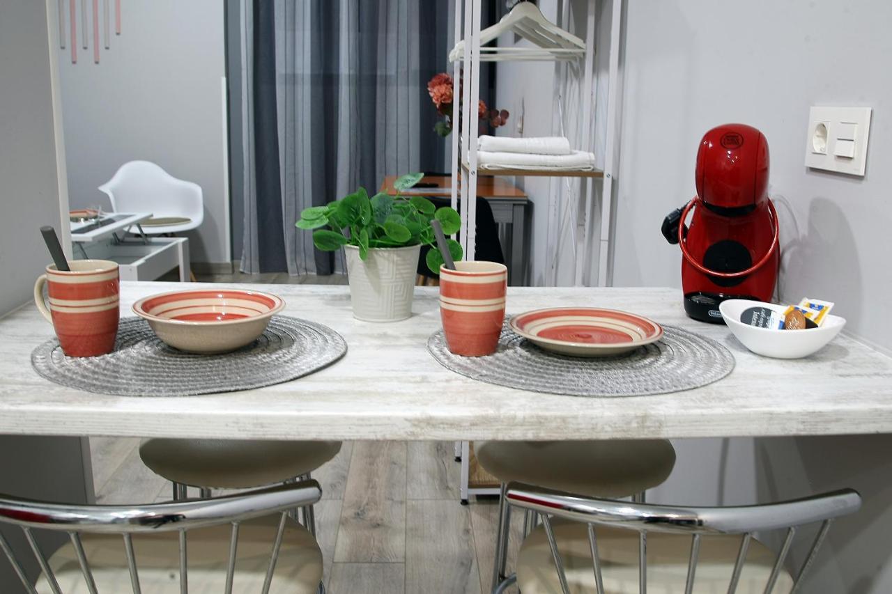 Apartamentos Las Trece Llaves Jacuzzi Bajo Reserva เมรีดา ภายนอก รูปภาพ