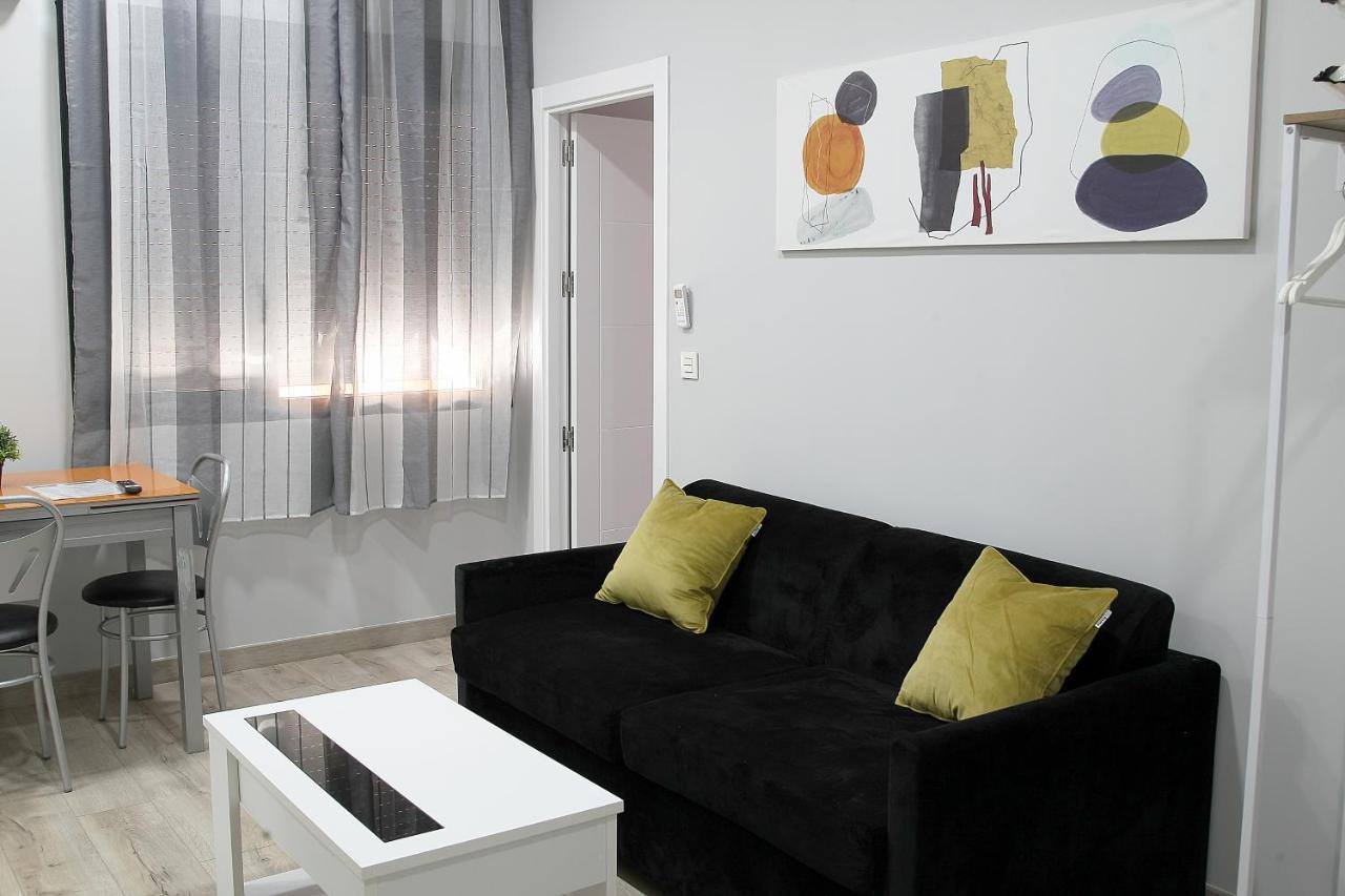 Apartamentos Las Trece Llaves Jacuzzi Bajo Reserva เมรีดา ภายนอก รูปภาพ