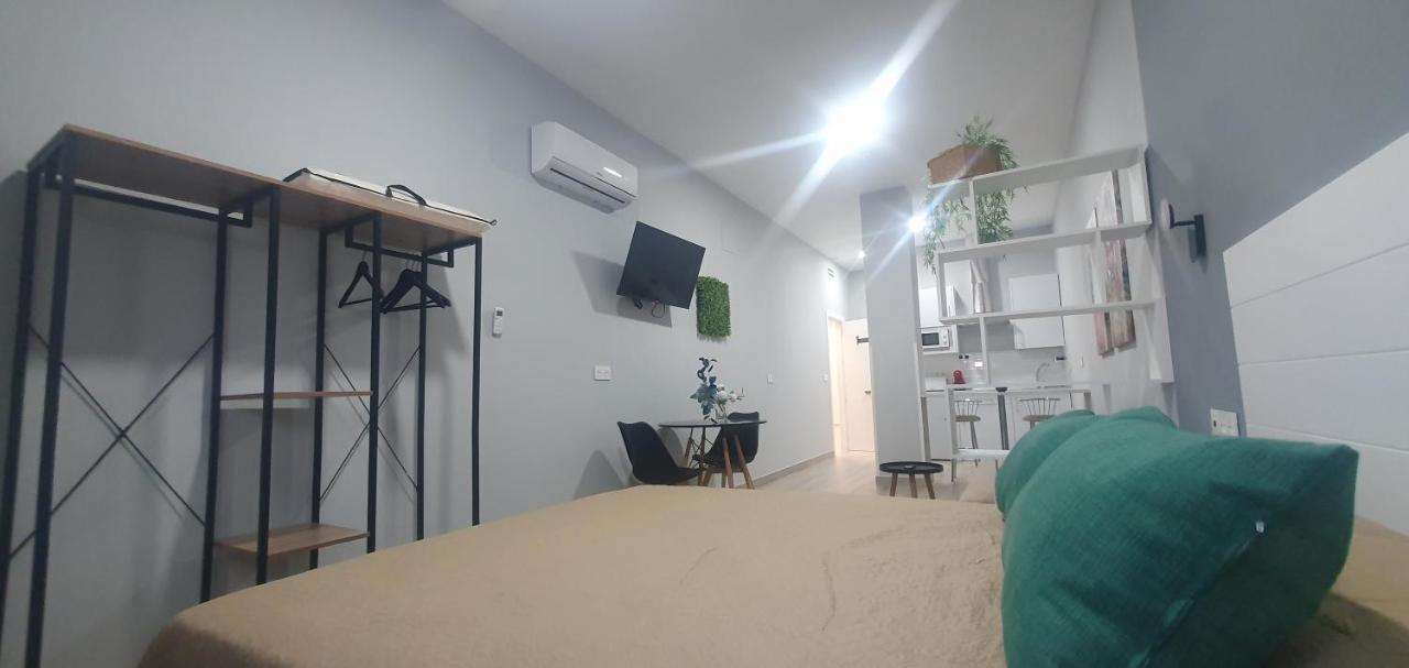 Apartamentos Las Trece Llaves Jacuzzi Bajo Reserva เมรีดา ภายนอก รูปภาพ