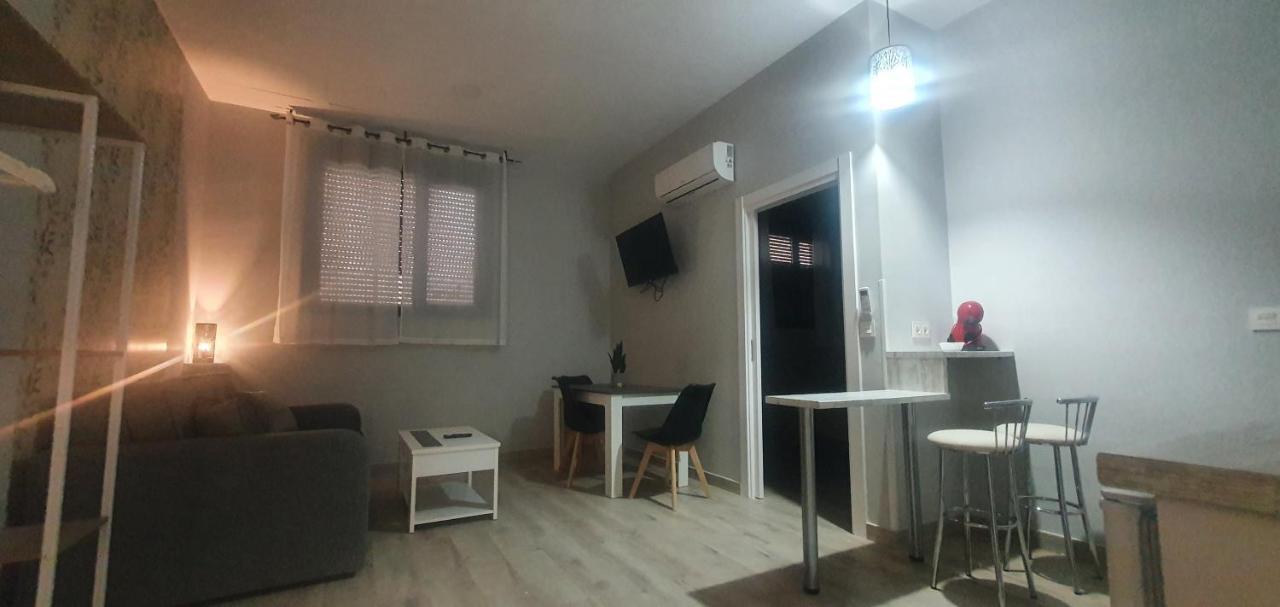 Apartamentos Las Trece Llaves Jacuzzi Bajo Reserva เมรีดา ภายนอก รูปภาพ