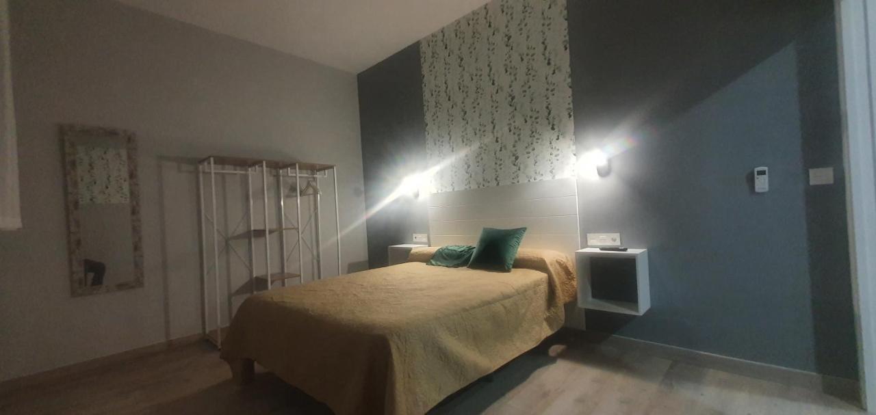Apartamentos Las Trece Llaves Jacuzzi Bajo Reserva เมรีดา ภายนอก รูปภาพ