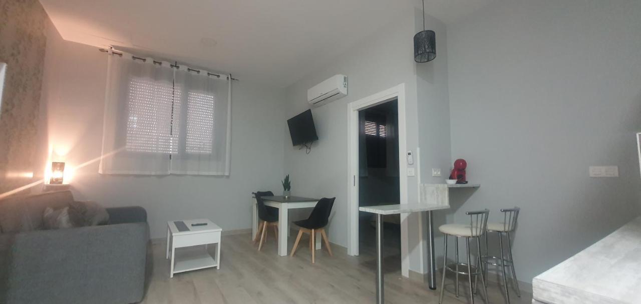 Apartamentos Las Trece Llaves Jacuzzi Bajo Reserva เมรีดา ภายนอก รูปภาพ