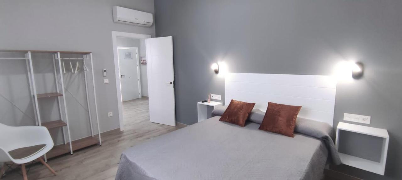 Apartamentos Las Trece Llaves Jacuzzi Bajo Reserva เมรีดา ภายนอก รูปภาพ