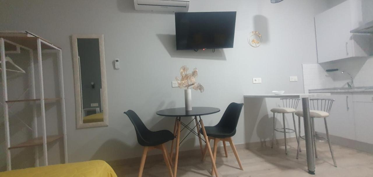 Apartamentos Las Trece Llaves Jacuzzi Bajo Reserva เมรีดา ภายนอก รูปภาพ